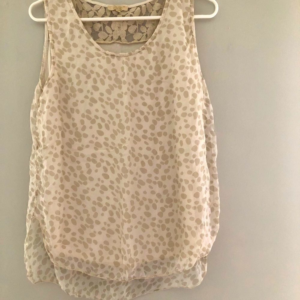 Giusy shirt. Made in Italy 100-% silk tan colors neutral wear under a jacket